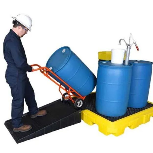 Picture of Ultra - Drum Spill Pallet 4 Drum Plus, with Drain LLDPE